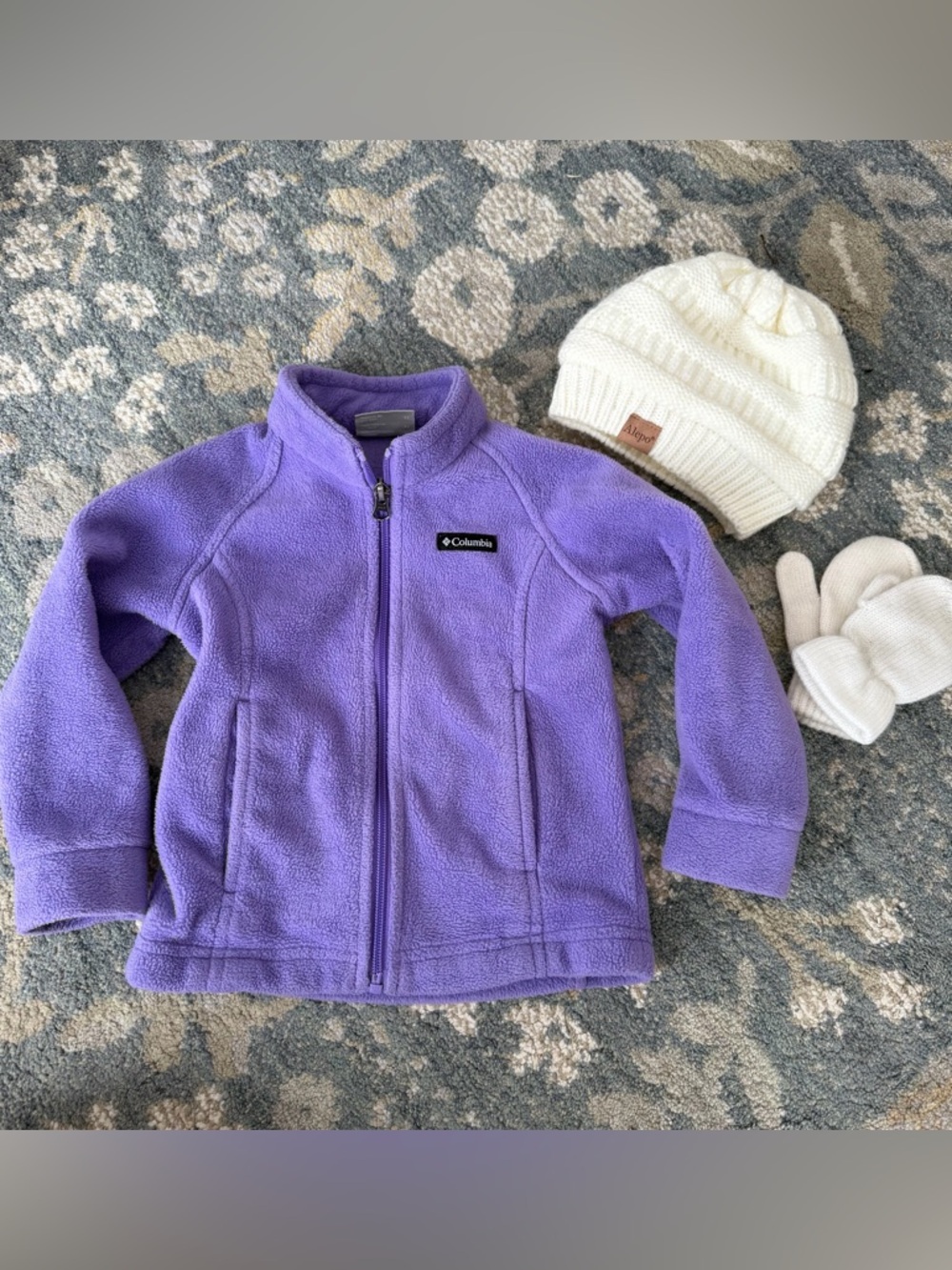 3T fleece jacket, mittens, and hat bundle